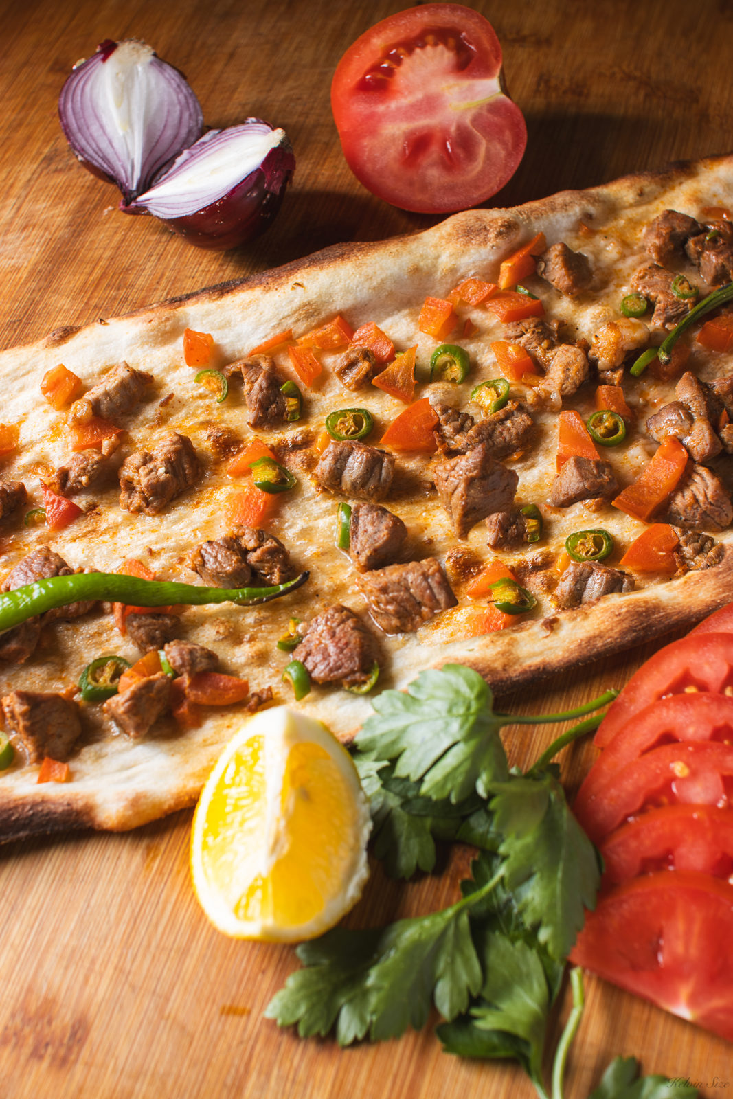 Pide aux cubes d’agneau